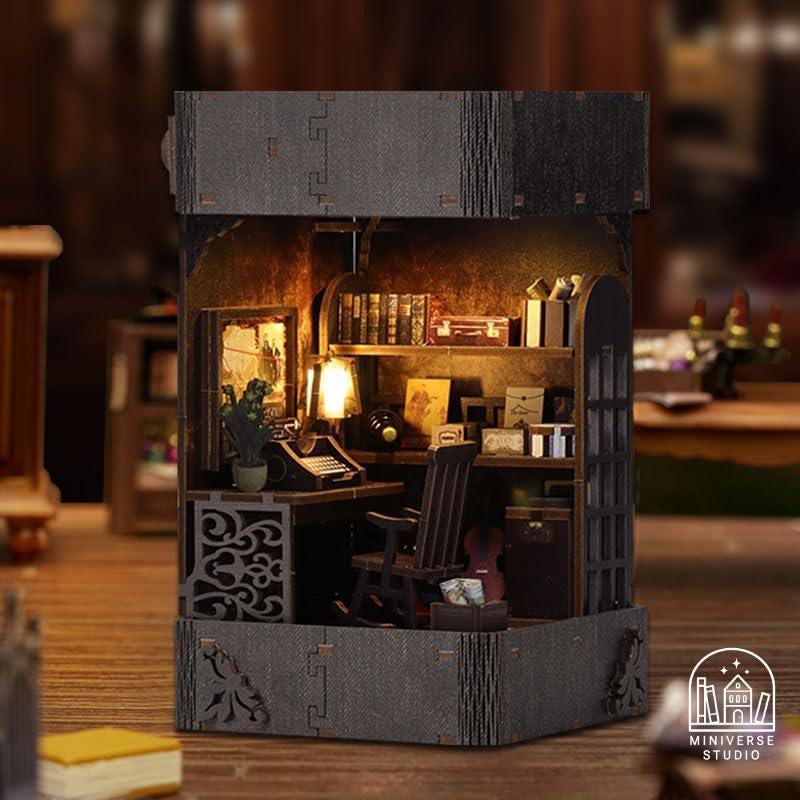 Book Nook Kit DIY - Agencia de Detectives del Siglo XIX - Miniverse Studio